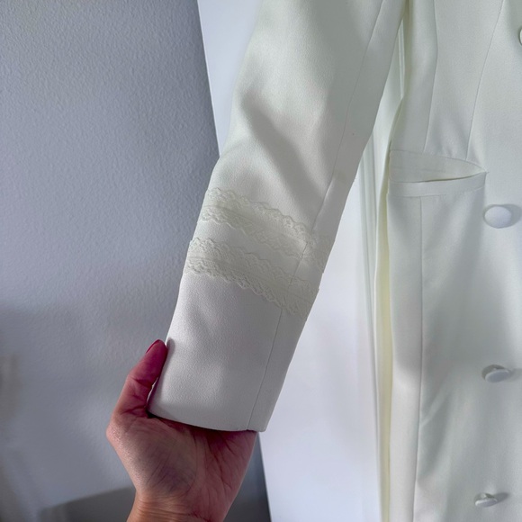 Karen Millen long ivory coat ,Size 2 - Picture 3 of 4